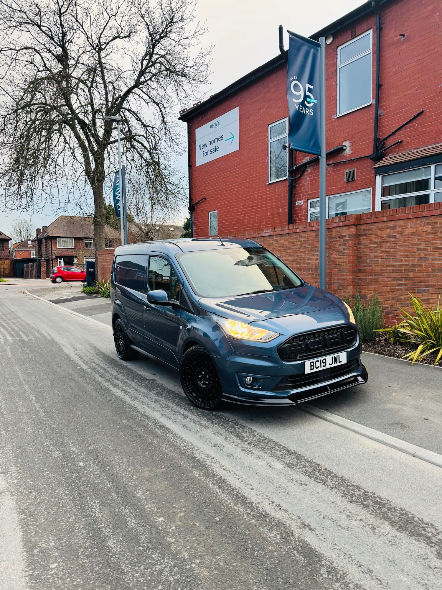 Used Ford Transit Connect 2019 for sale - 78033563: Photo 2