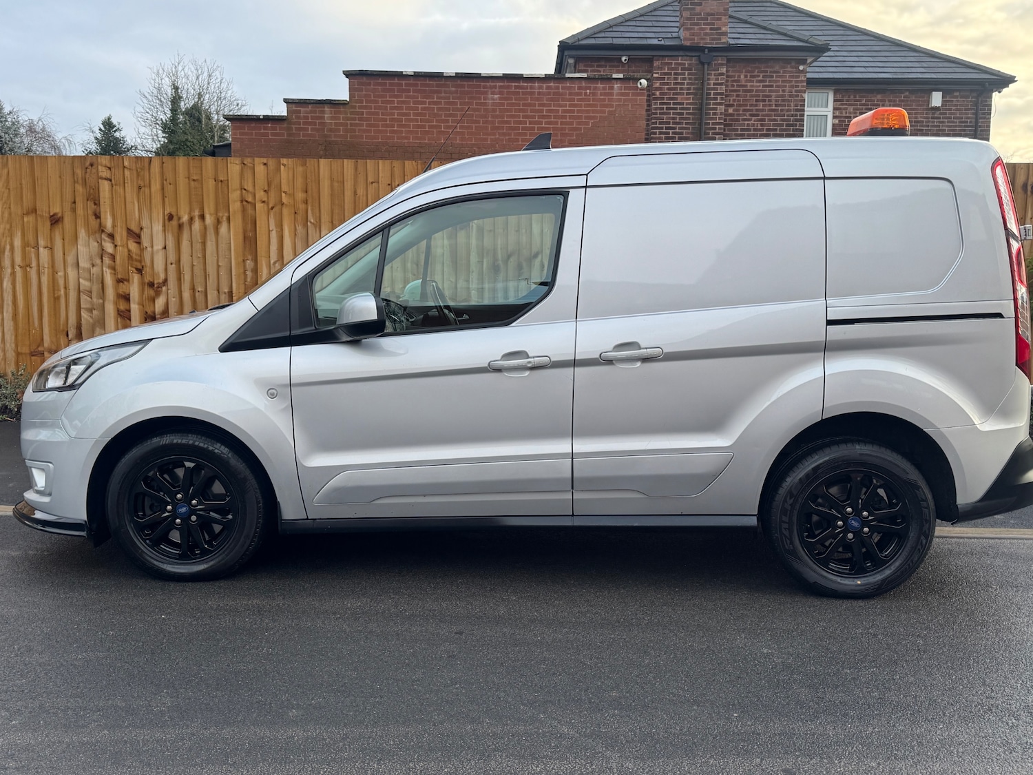 Used Ford Transit Connect 2023 for sale - 77237194: Photo 4