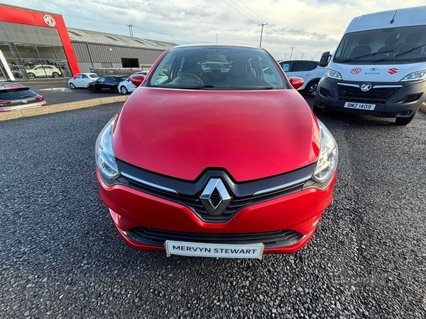 Used Renault Clio 2019 for sale - 77883984: Photo 2