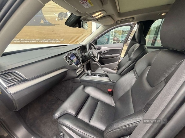 Used Volvo XC90 2022 for sale - 76061414: Photo 2