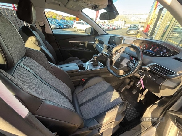 Used Peugeot 3008 2018 for sale - 76936824: Photo 11