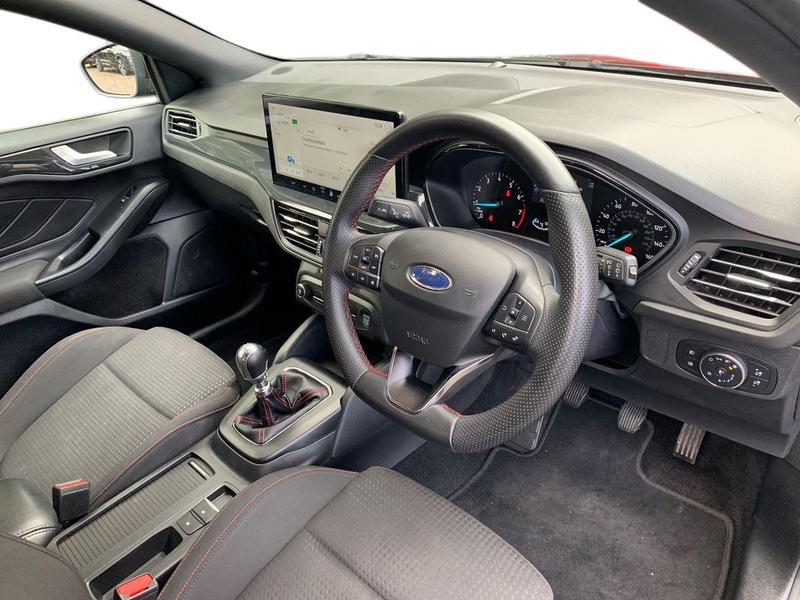 Used Ford Focus 2022 for sale - 76835500: Photo 11