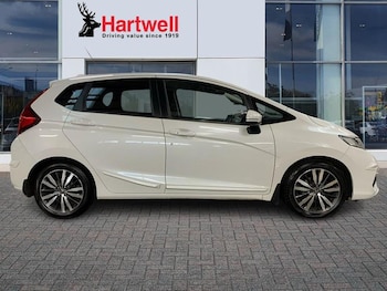 Used Honda Jazz 2018 for sale - 77071472: Photo