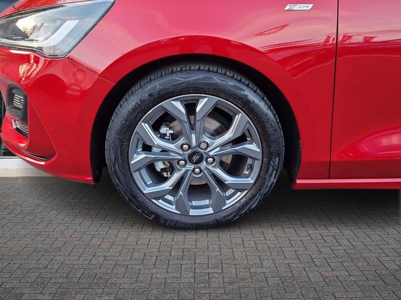 Used Ford Focus 2023 for sale - 76835494: Photo 10