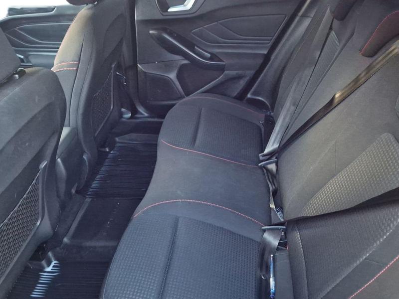 Used Ford Focus 2023 for sale - 76835494: Photo 18