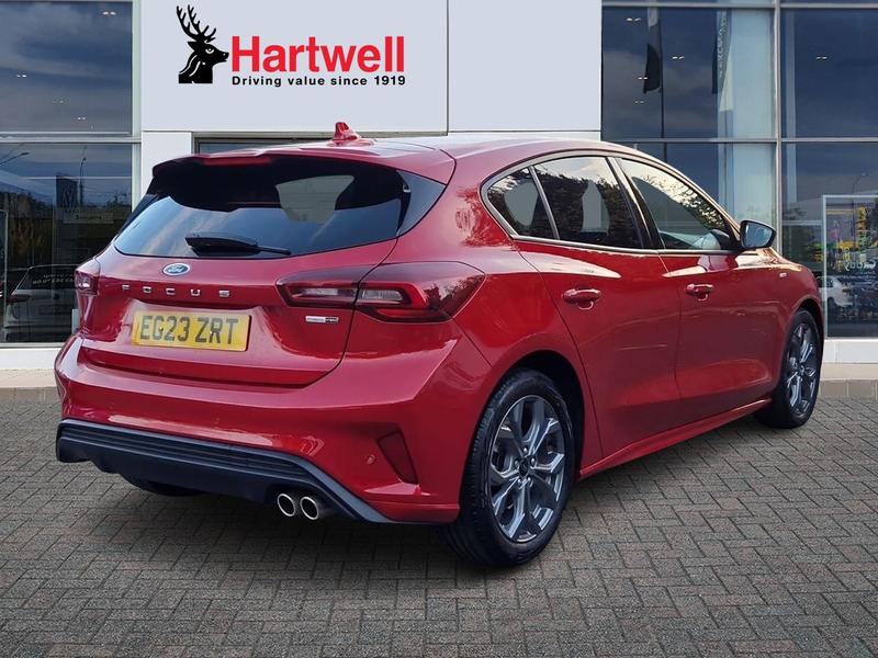 Used Ford Focus 2023 for sale - 76835494: Photo 4