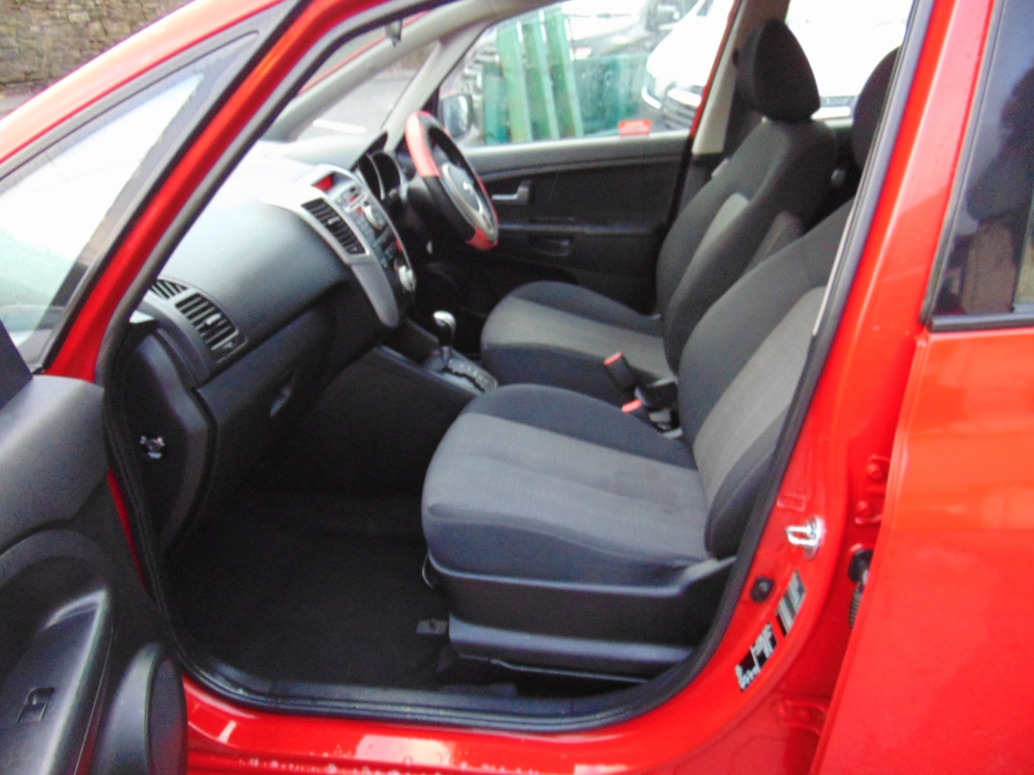 Used Kia Venga 2010 for sale - 77001531: Photo 5