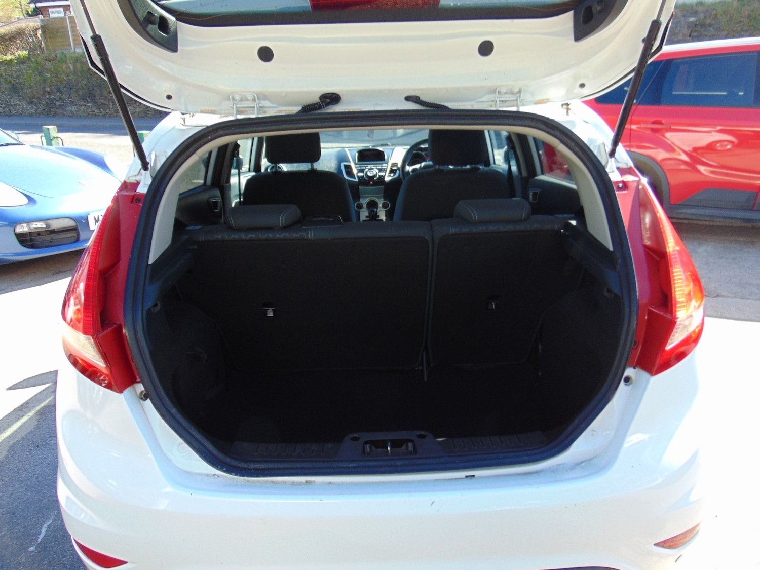 Used Ford Fiesta 2012 for sale - 78108984: Photo 6