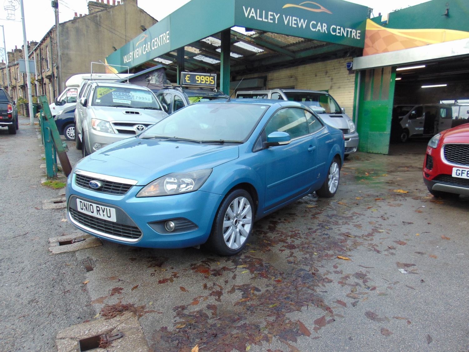 Used Ford Focus CC 2010 for sale - 76436142: Photo 2