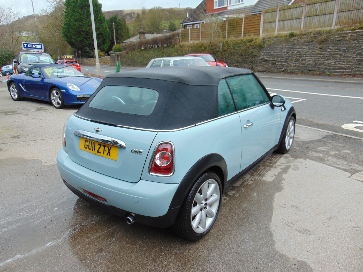 Used MINI Convertible 2011 for sale - 77630123: Photo 4