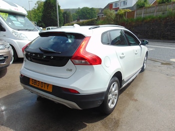 Used Volvo V40 2013 for sale - 78882245: Photo
