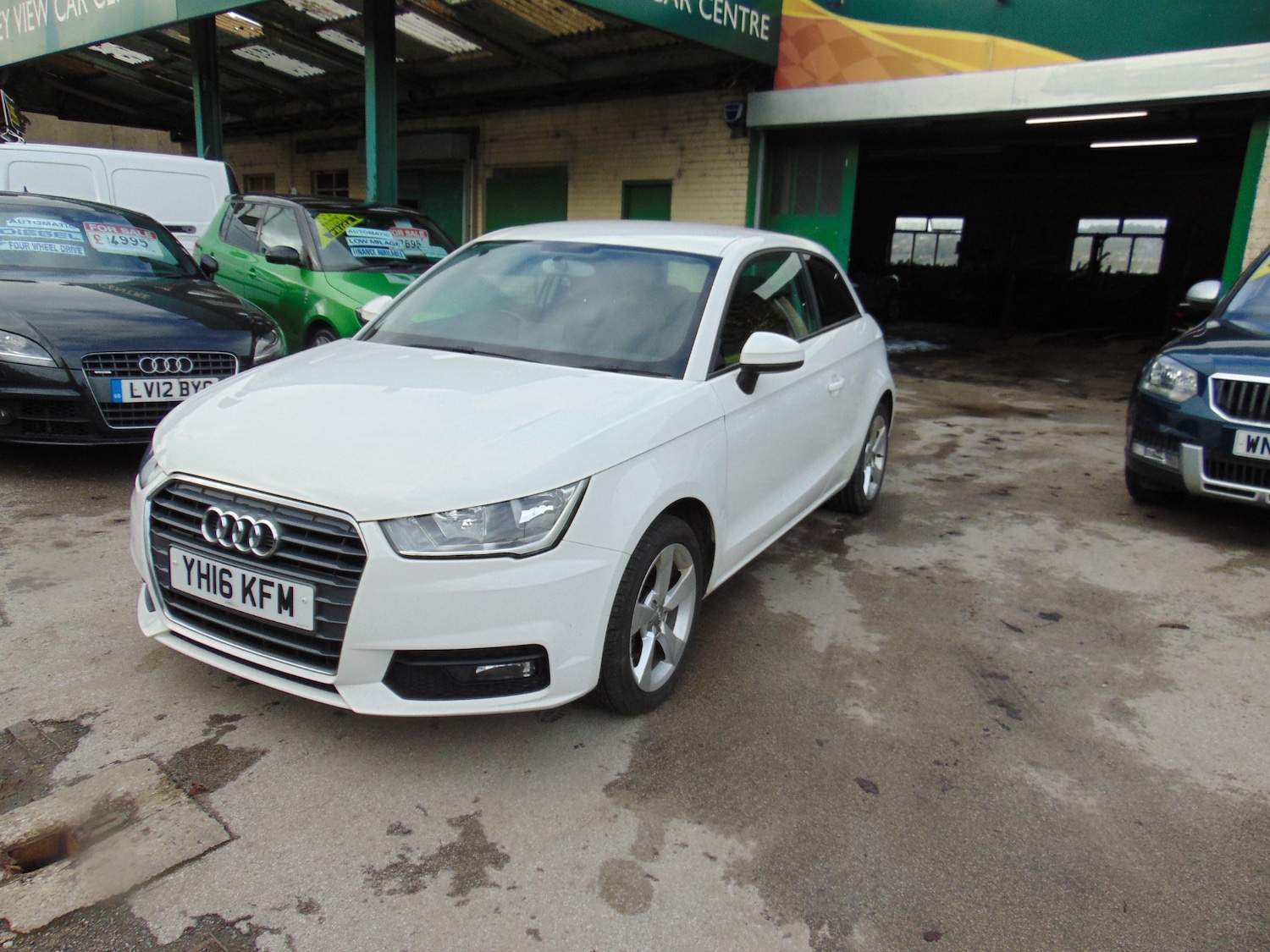 Used Audi A1 2016 for sale - 77650588: Photo 2