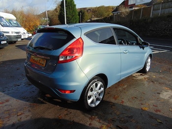 Used Ford Fiesta 2009 for sale - 76403273: Photo