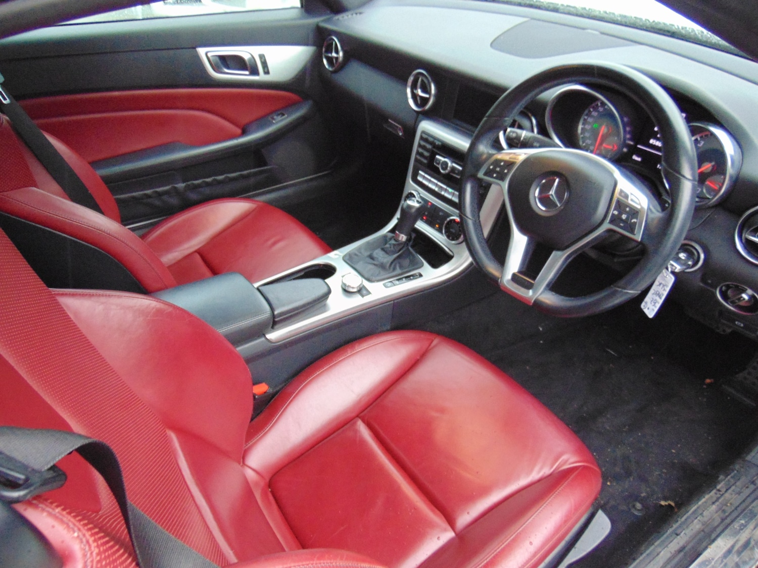 Used Mercedes-Benz SLK 2012 for sale - 76611810: Photo 5