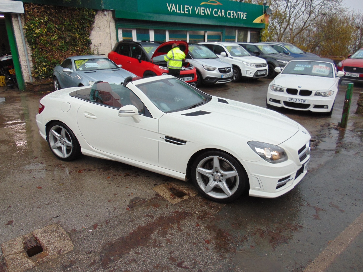 Used Mercedes-Benz SLK 2012 for sale - 76611810: Photo 6