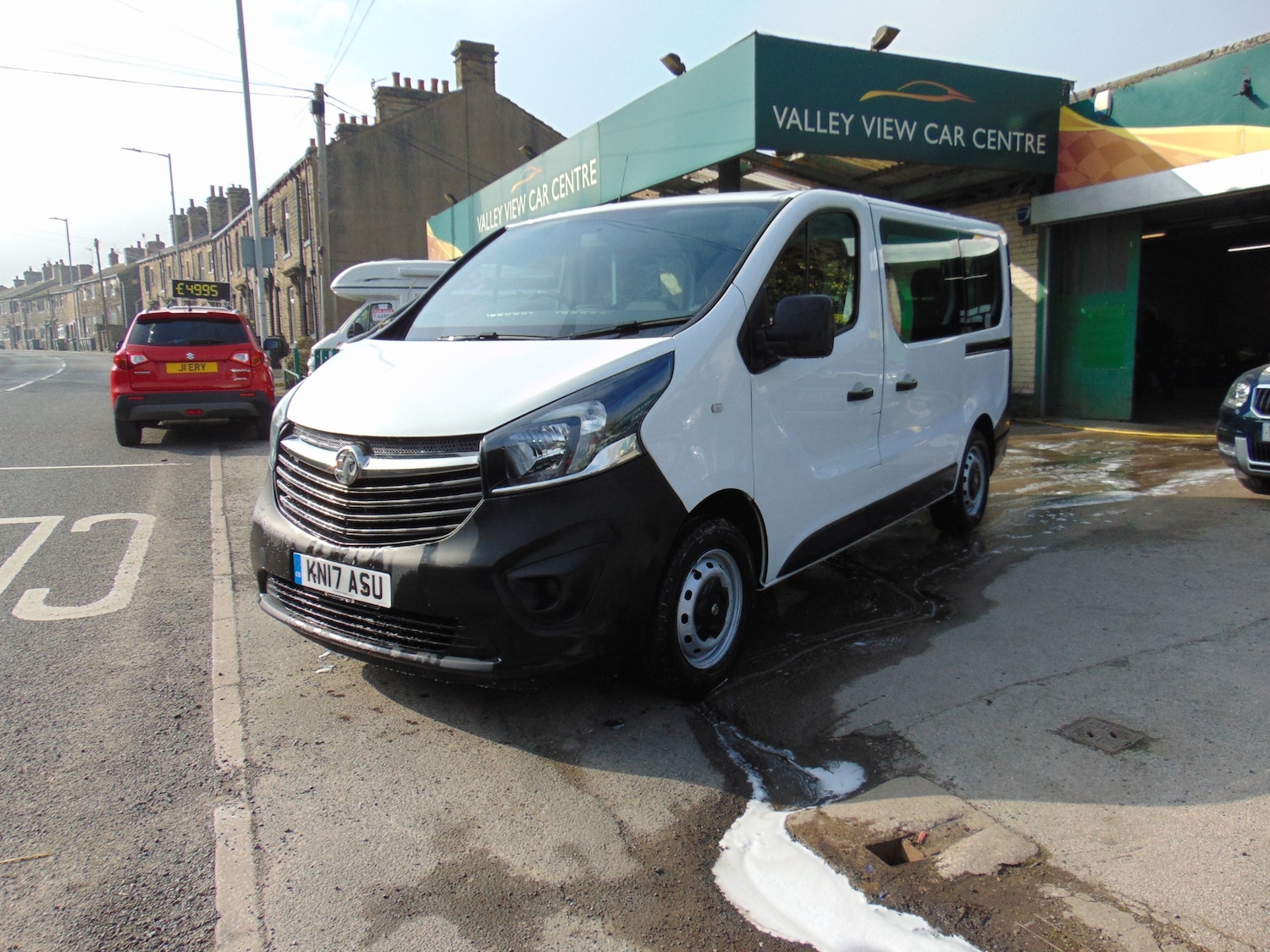 Used Vauxhall Vivaro 2017 for sale - 77774487: Photo 2