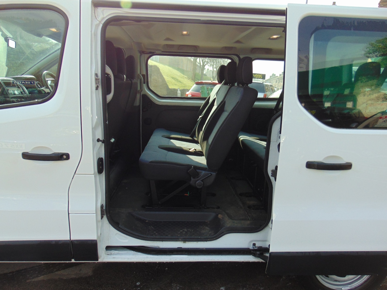 Used Vauxhall Vivaro 2017 for sale - 77774487: Photo 4