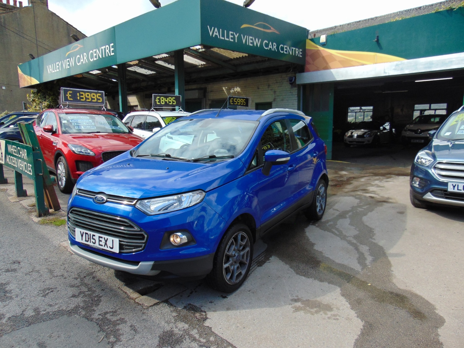 Used Ford Ecosport 2015 for sale - 75761823: Photo 2