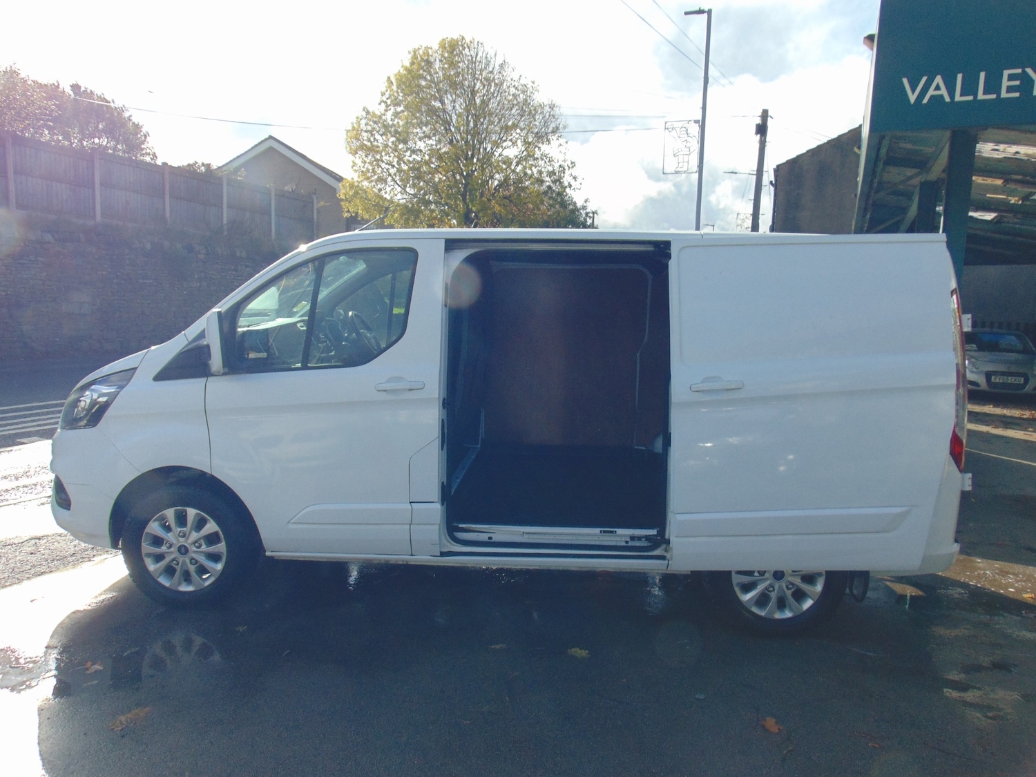 Used Ford Transit Custom 2021 for sale - 76352789: Photo 8