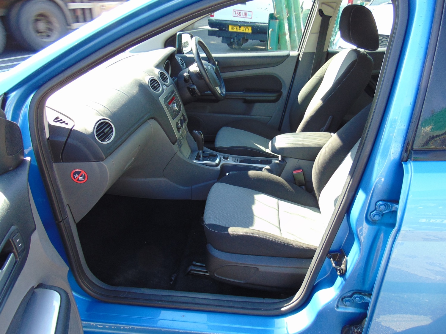 Used Ford Focus 2010 for sale - 78108916: Photo 6