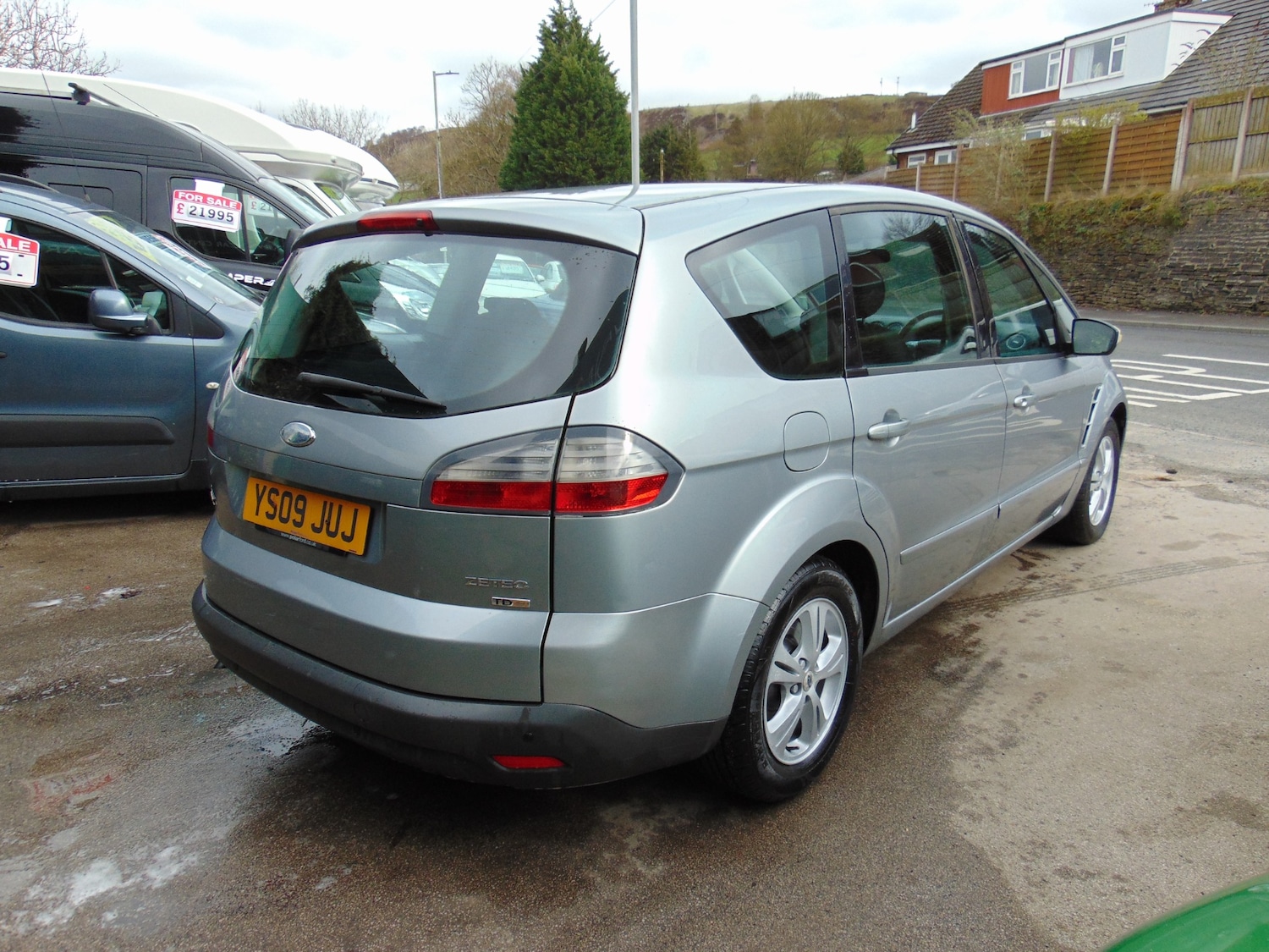 Used Ford S-Max 2009 for sale - 77872508: Photo 4