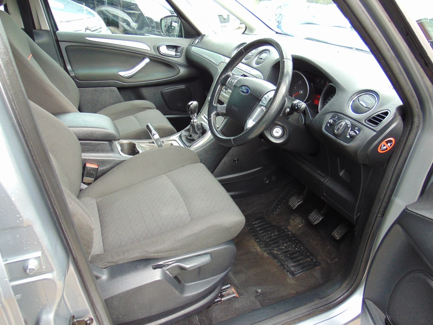Used Ford S-Max 2009 for sale - 77872508: Photo 5