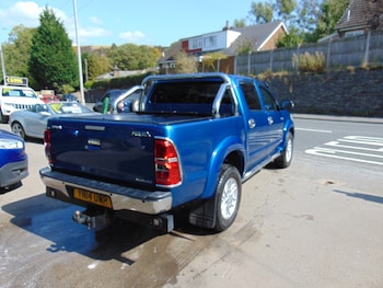 Used Toyota Hilux 2014 for sale - 75604075: Photo