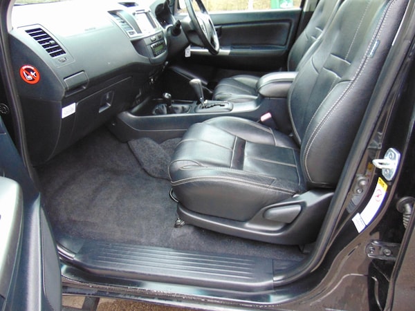 Used Toyota Hilux 2014 for sale - 76230521: Photo 6