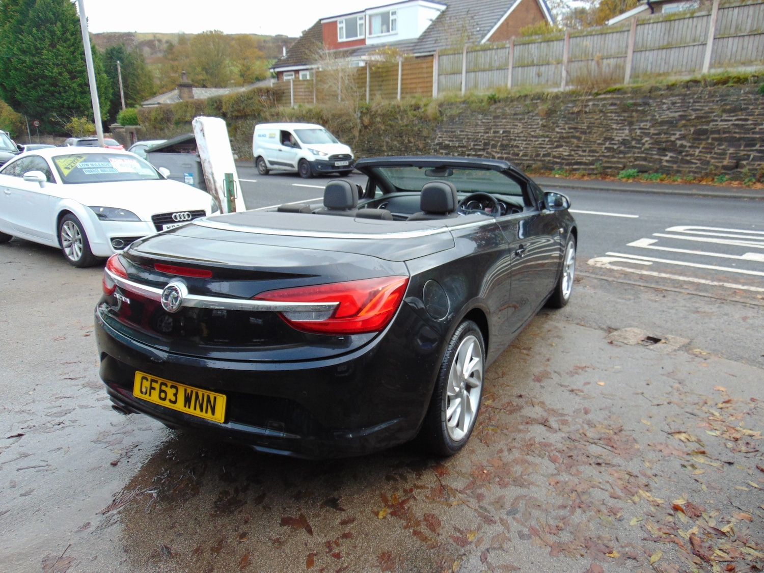Used Vauxhall Cascada 2013 for sale - 76422445: Photo 2