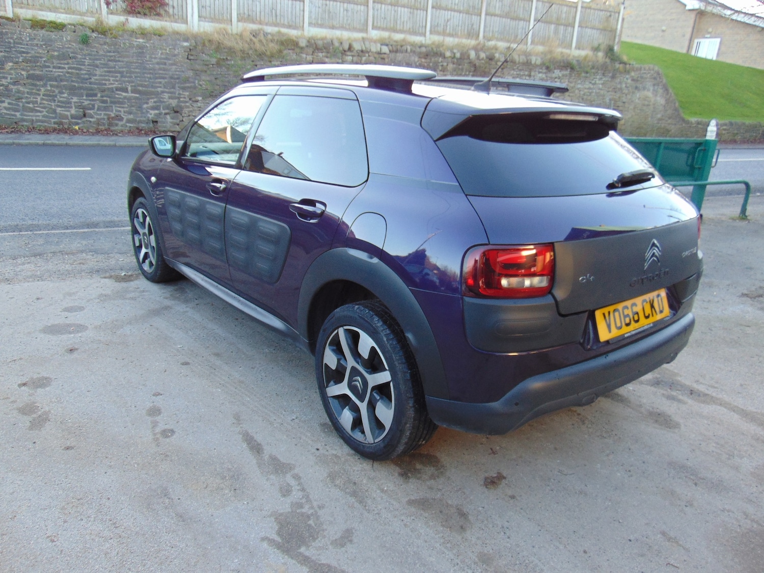 Used Citroen C4 Cactus 2017 for sale - 77085576: Photo 3