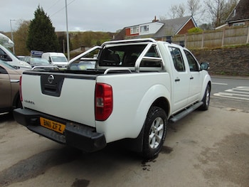 Used Nissan Navara 2011 for sale - 78132056: Photo