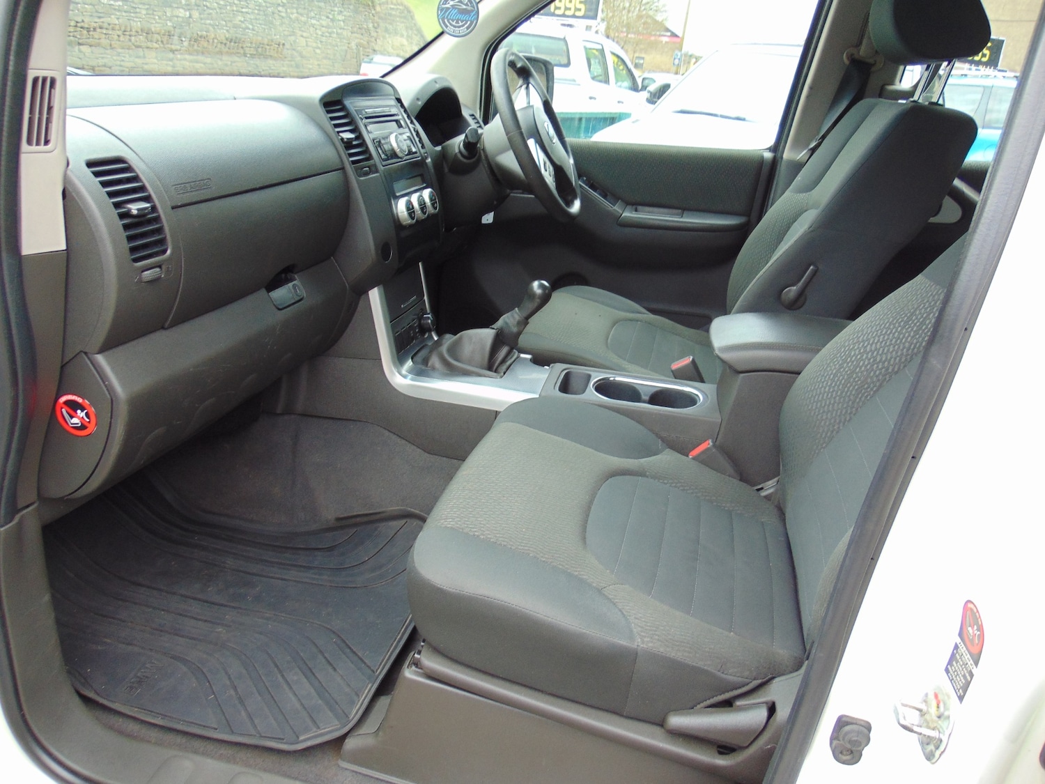 Used Nissan Navara 2011 for sale - 78132056: Photo 6