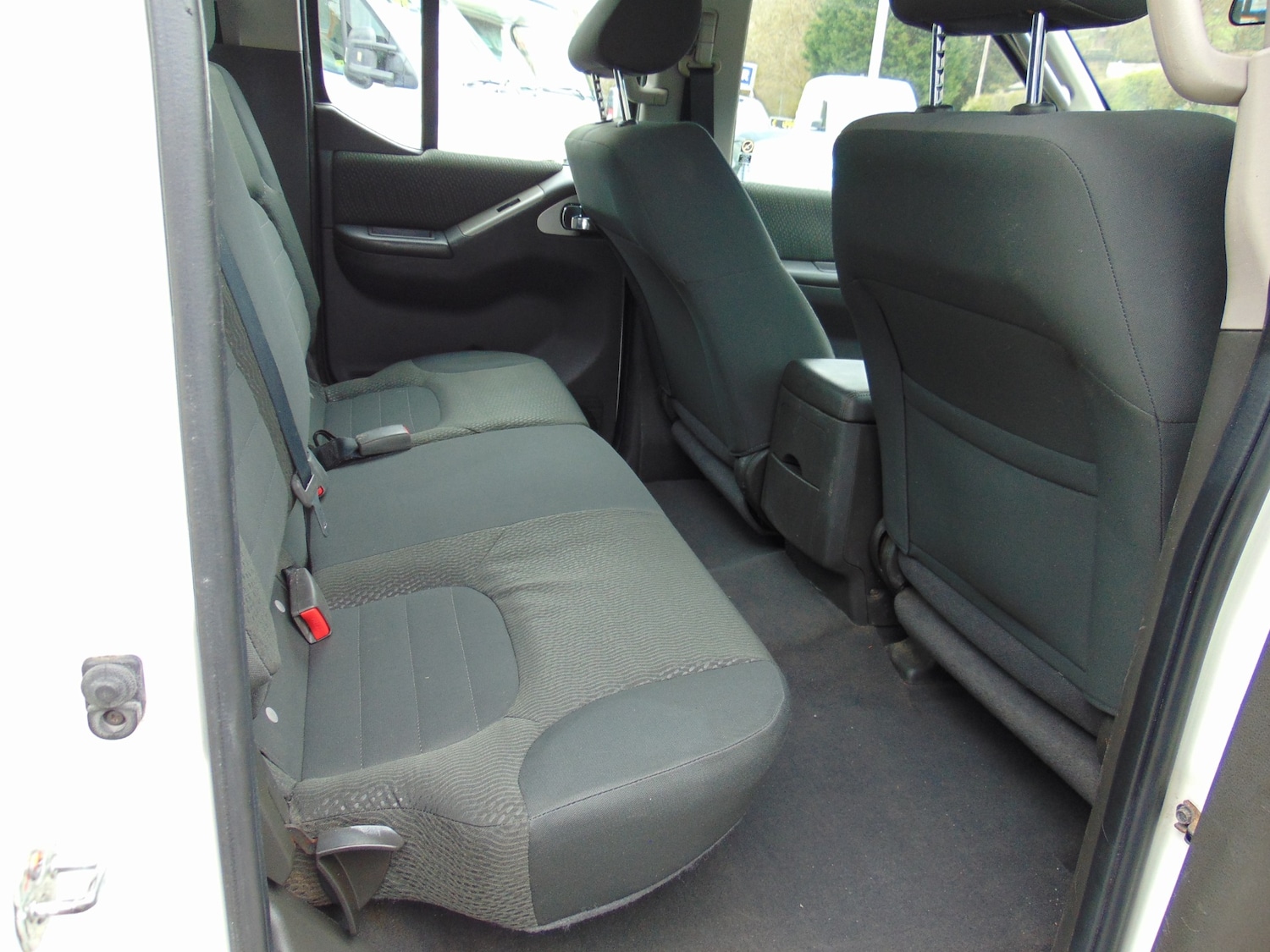 Used Nissan Navara 2011 for sale - 78132056: Photo 7