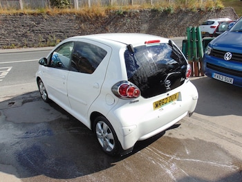 Used Toyota AYGO 2012 for sale - 79420900: Photo