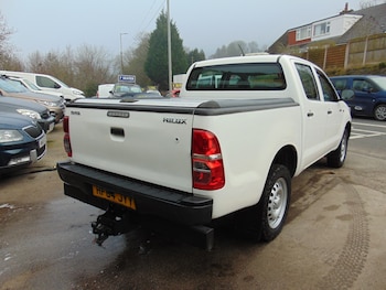 Used Toyota Hilux 2014 for sale - 77729997: Photo