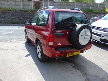 Used Suzuki Grand Vitara 2005 for sale - 78592978: Photo