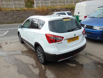 Used Suzuki SX4 S-Cross 2016 for sale - 79352770: Photo