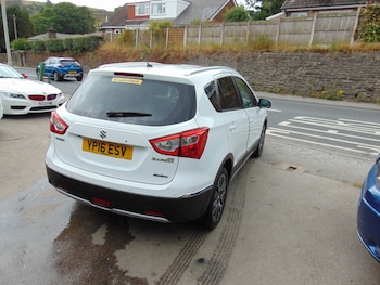 Used Suzuki SX4 S-Cross 2016 for sale - 79352770: Photo