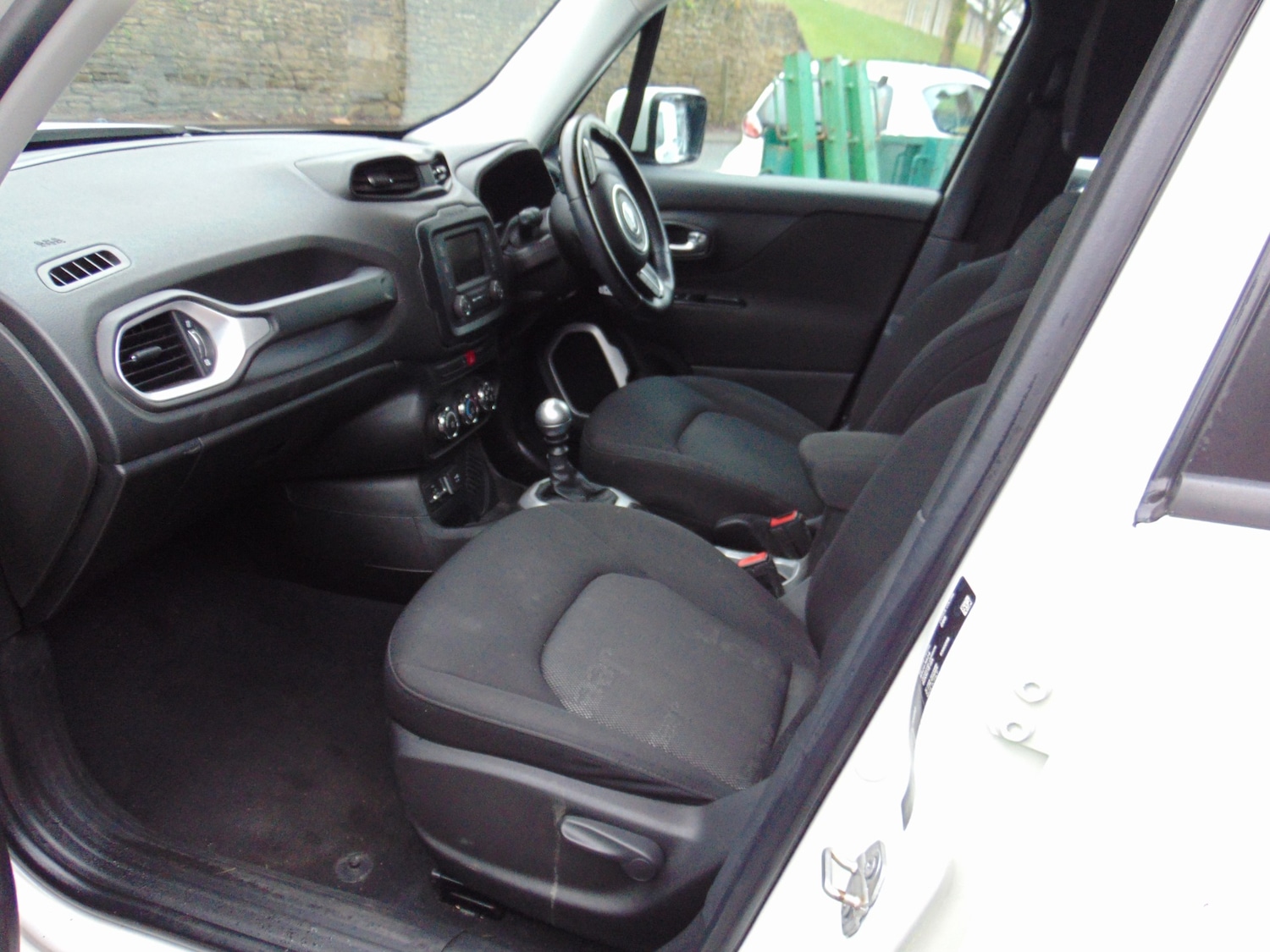 Used Jeep Renegade 2016 for sale - 77245670: Photo 5