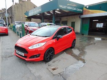 Used Ford Fiesta 2017 for sale - 76156647: Photo 2