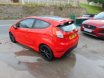 Used Ford Fiesta 2017 for sale - 76156647: Photo 3