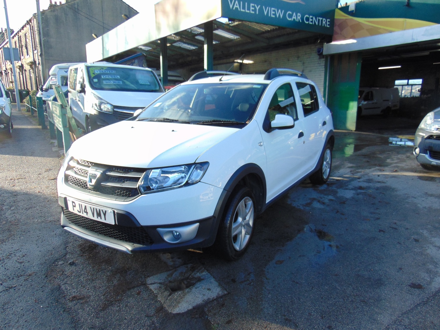 Used Dacia Sandero Stepway 2014 for sale - 76718985: Photo 2