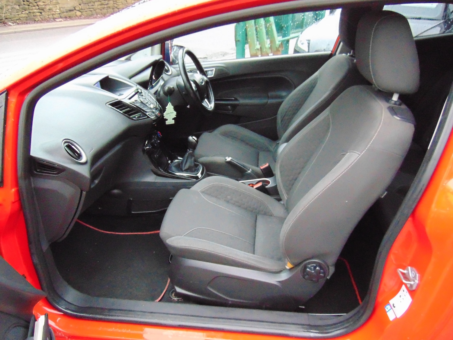 Used Ford Fiesta 2015 for sale - 77416965: Photo 5