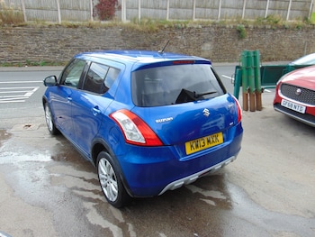 Used Suzuki Swift 2013 for sale - 76075835: Photo 3