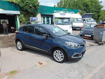 Used Renault Captur 2017 for sale - 79098933: Photo