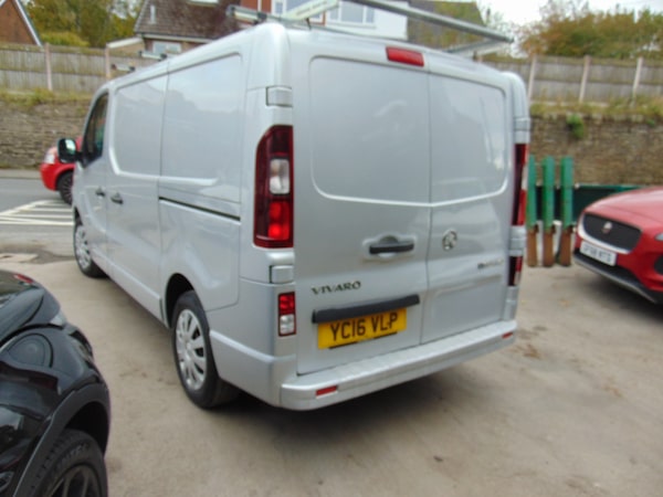 Used Vauxhall Vivaro 2016 for sale - 76207173: Photo 3