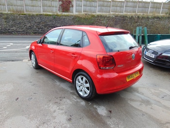 Used Volkswagen Polo 2010 for sale - 77650110: Photo