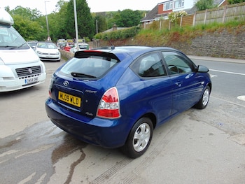 Used Hyundai Accent 2009 for sale - 78938163: Photo