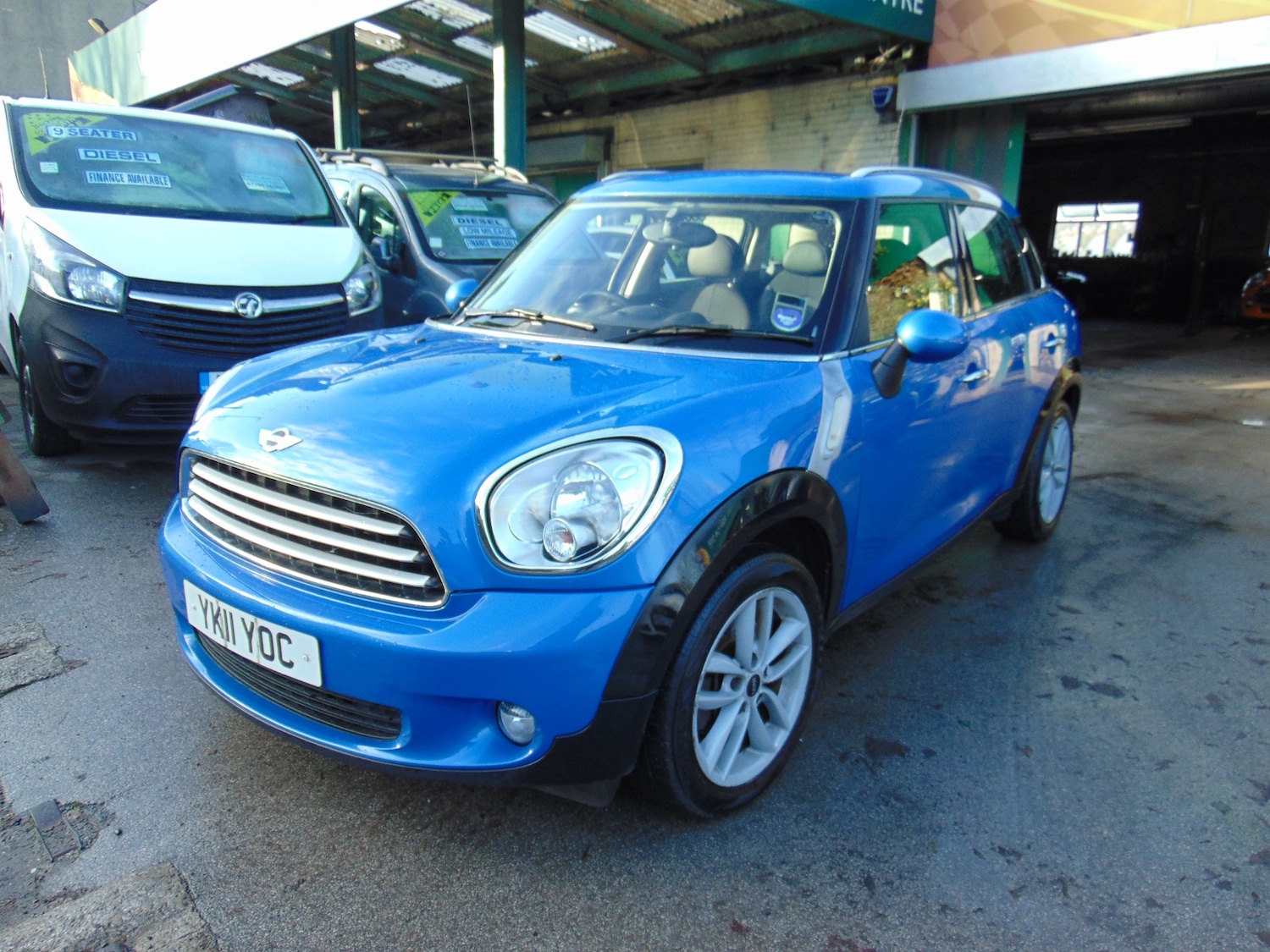 Used MINI Countryman 2011 for sale - 76945952: Photo 2