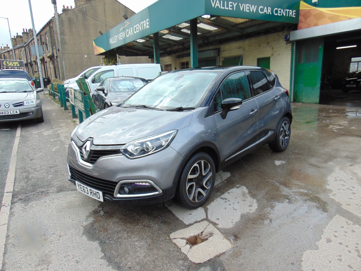Used Renault Captur 2013 for sale - 77630126: Photo 2